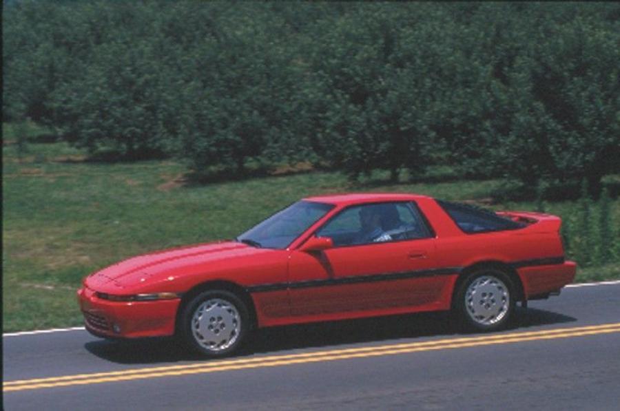  Toyota Supra 1990 года  (фото 3 из 3)